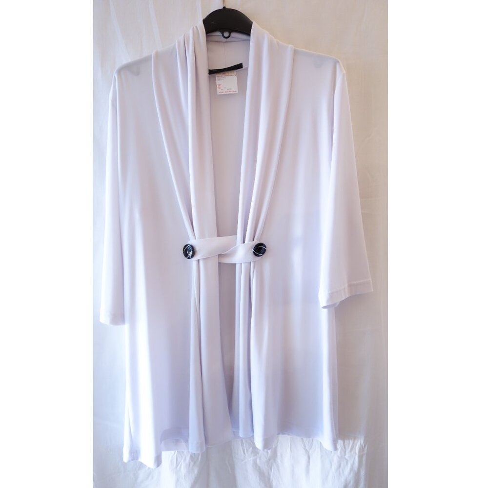 👗2/$30👗 Marie Lou White Cool Soft Silky Light Outer Jacket with Hidden Straps